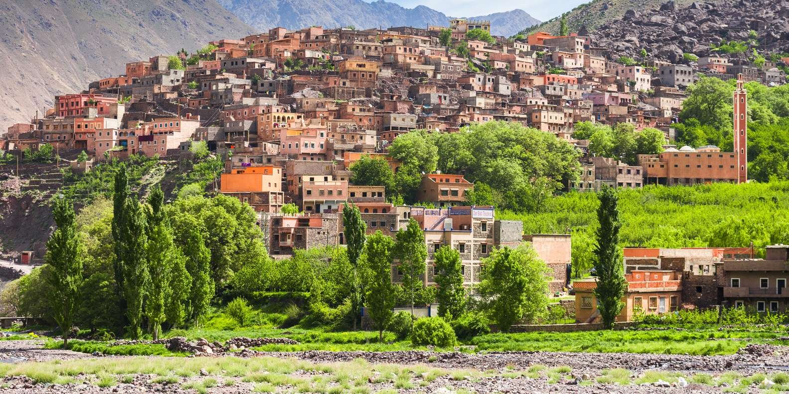 Día 2: Marrakech – Imlil – Tacheddirt