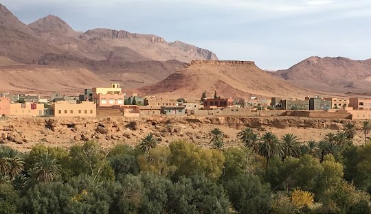 Day 3: Dades Valley – Todra Gorges – Tinjdad and Touroug – Erfoud – Merzouga